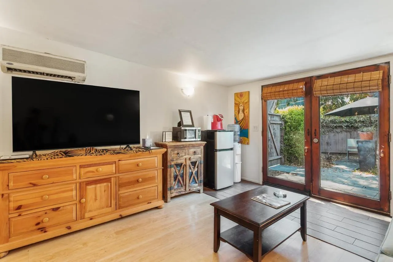 Private Studio City Guest House Los Angeles